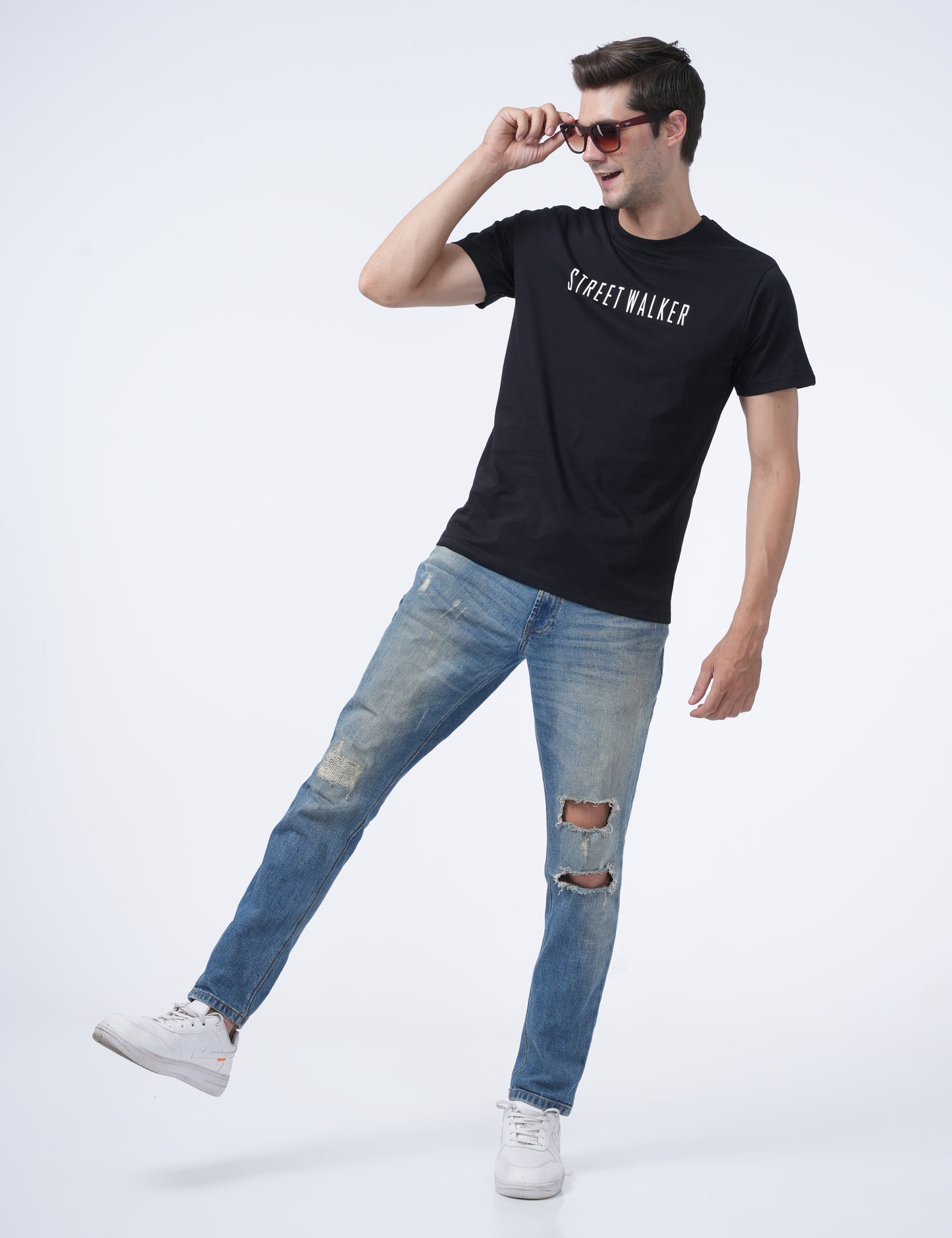 Men T-shirt - Black - UN006